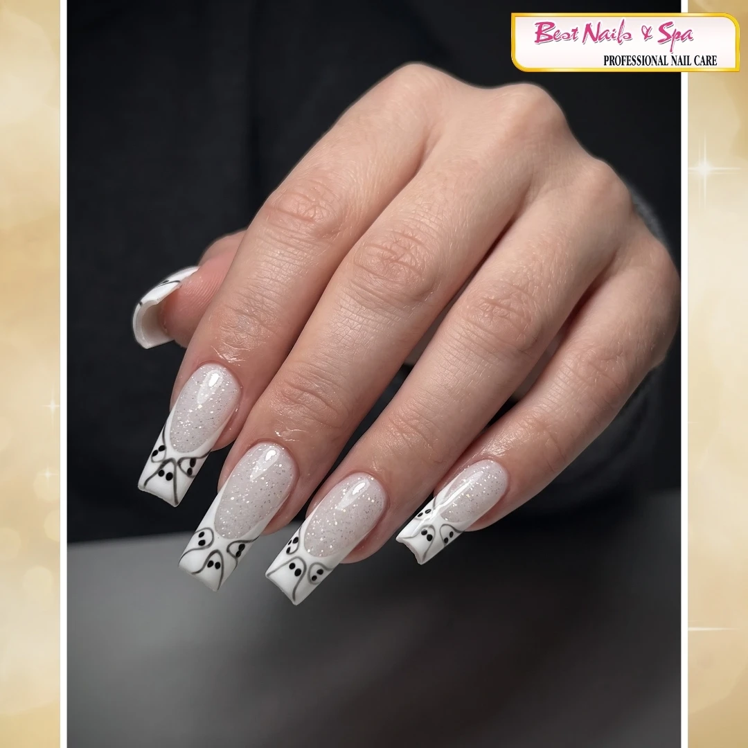 Trending nails